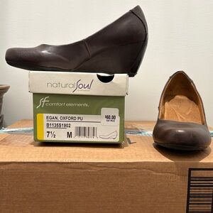 Natural Soul Dark Brown Wedge Shoes